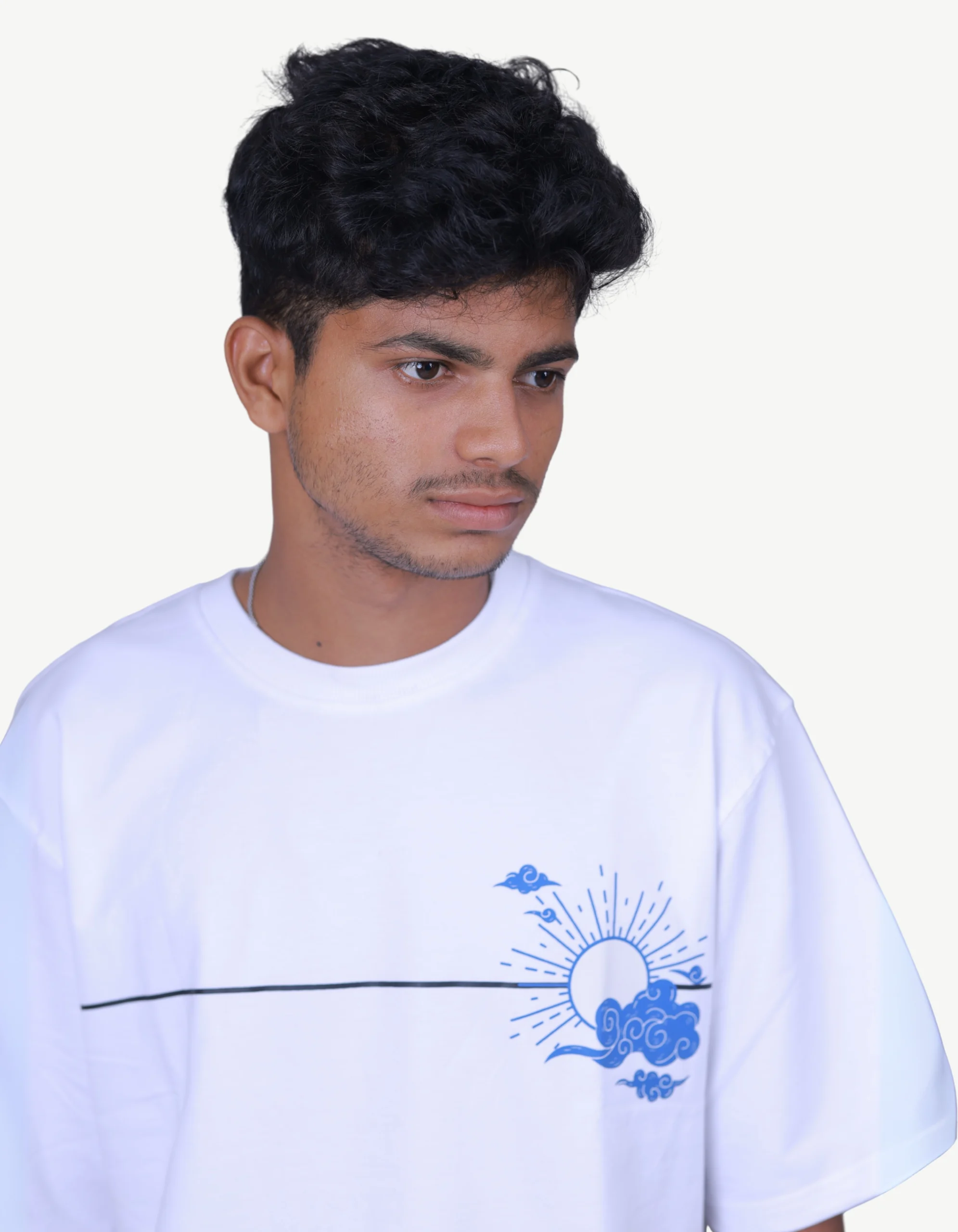 LOOSE FIT PRINTED WHITE TEE