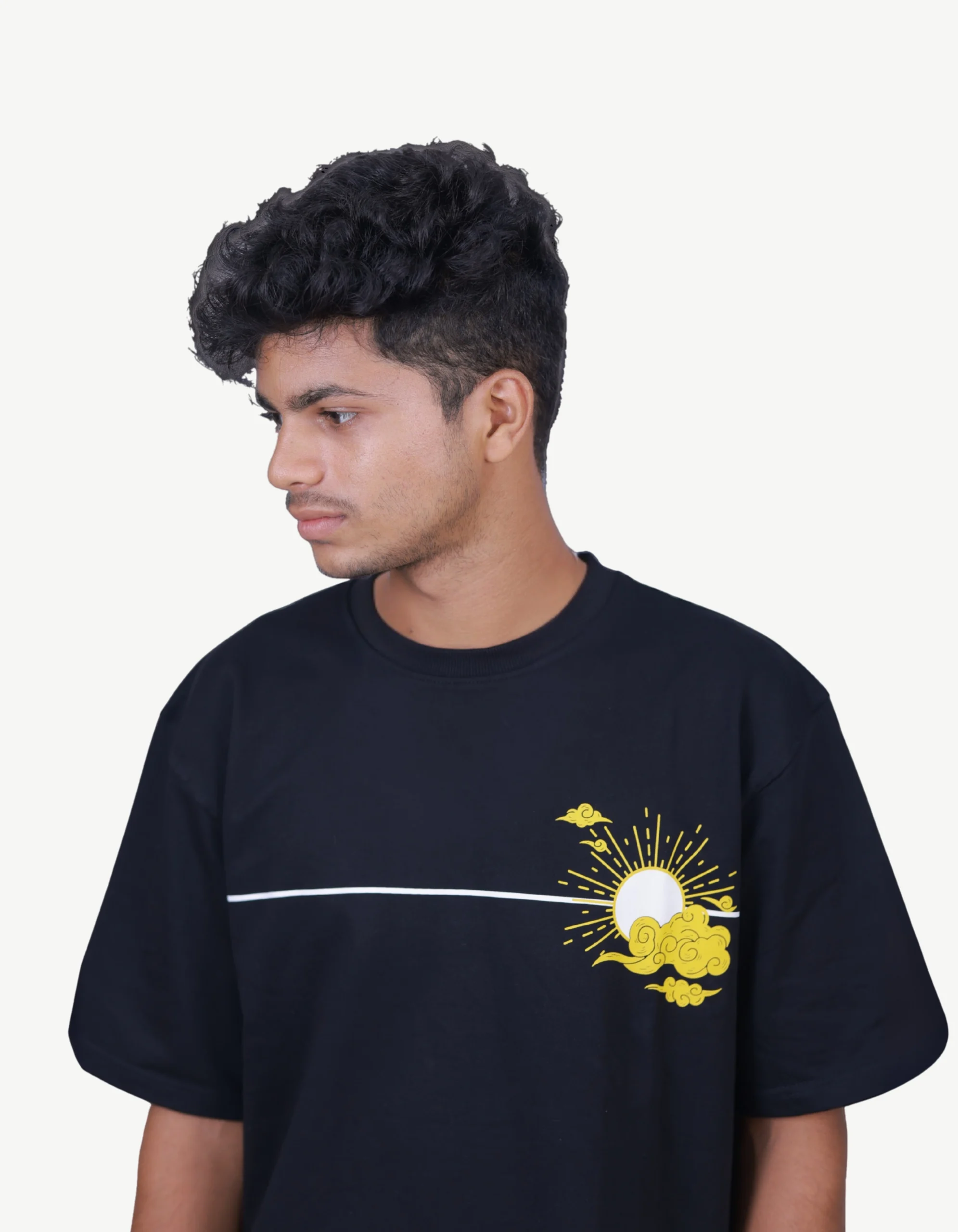 5 LOOSE FIT PRINTED BLACK TEE